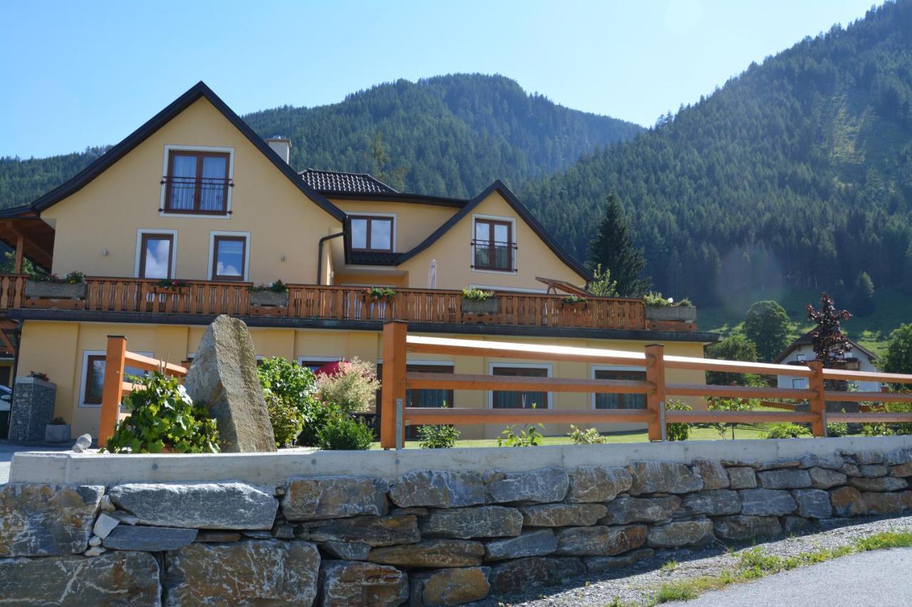 Pension Waldheim Mauterndorf  Exteriör bild