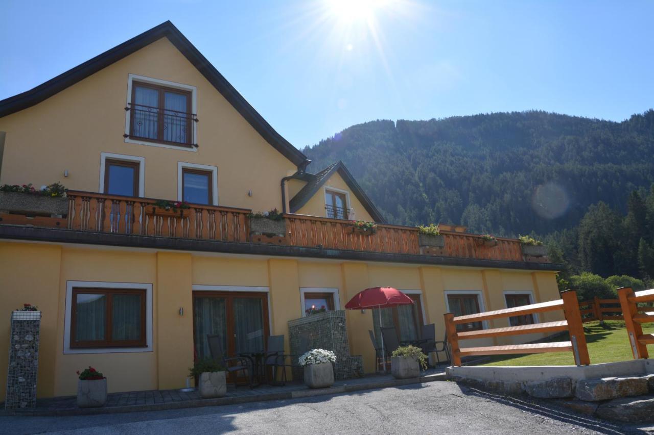 Pension Waldheim Mauterndorf  Exteriör bild