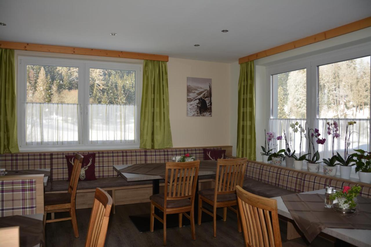 Pension Waldheim Mauterndorf  Exteriör bild