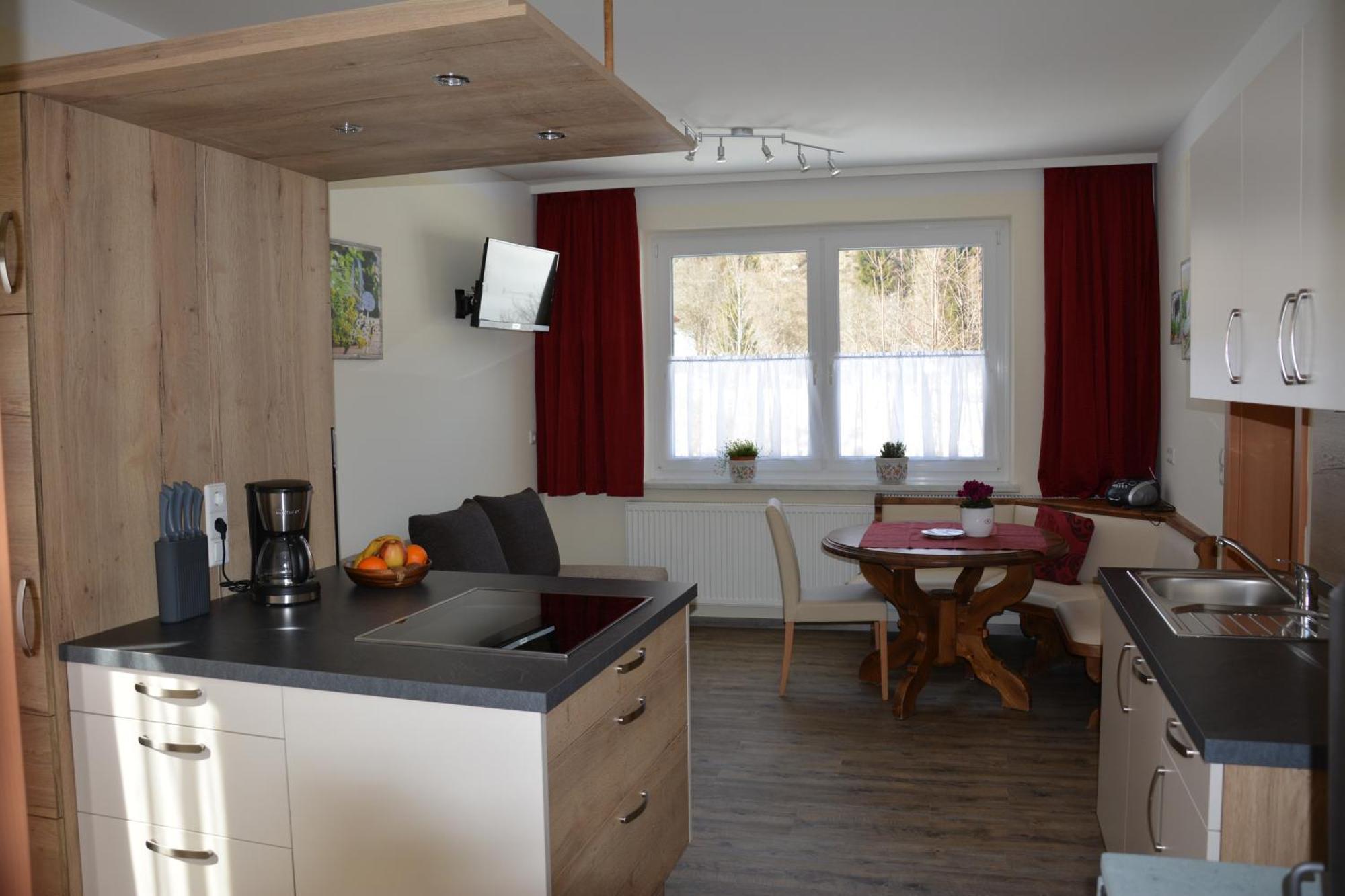 Pension Waldheim Mauterndorf  Exteriör bild