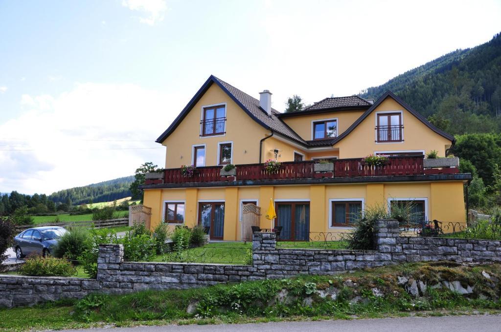 Pension Waldheim Mauterndorf  Exteriör bild