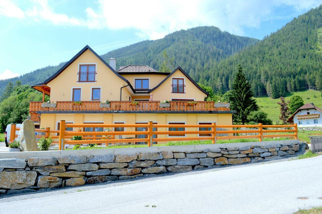 Pension Waldheim Mauterndorf  Exteriör bild